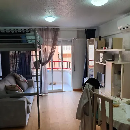 Cosy Studio Near The Beach *